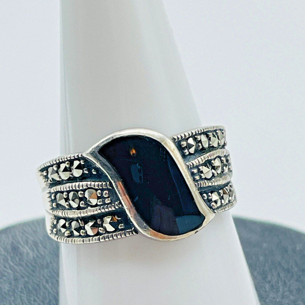 Vintage 925 Ring Marcasite Black Acrylic Swirl Sterling Silver Size 7.5 Unisex